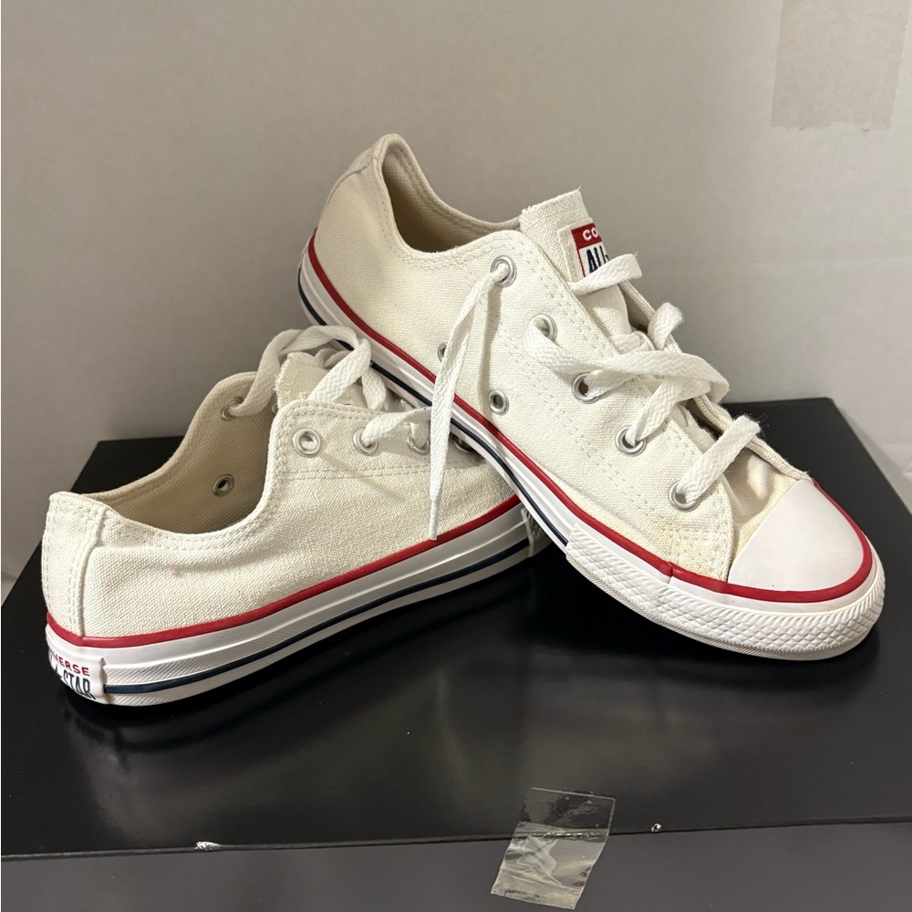 Converse All Star Sneakers Youth Size 3 tennis shoe white red trim low‎ top